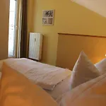 Elegant Eingerichtete Διαμέρισμα Granzow