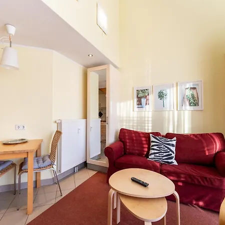 Mirow, Apartment *